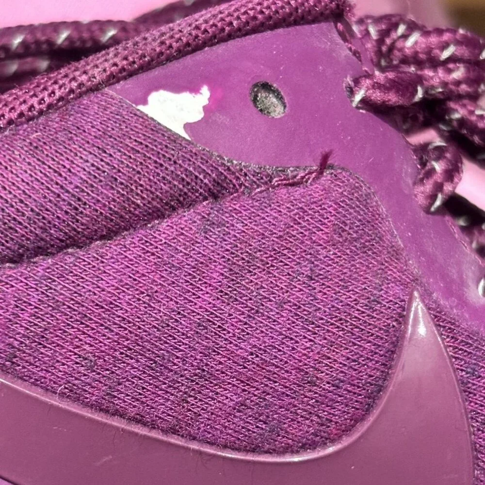 Nike women internationalist
